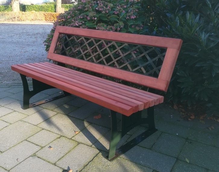 Maatwerk stalen bankjes Waspik