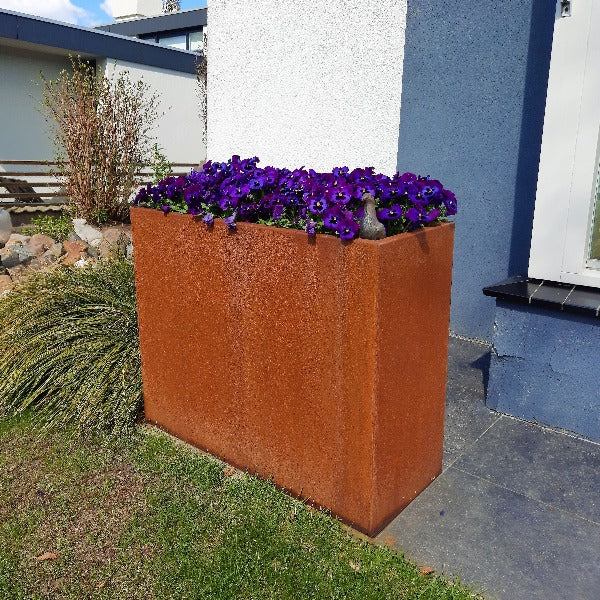 Jardinière en acier corten