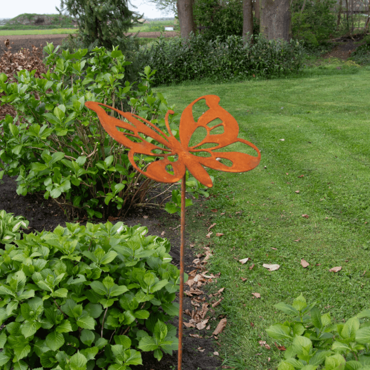 Gartendekoration Schmetterling aus Cortenstahl